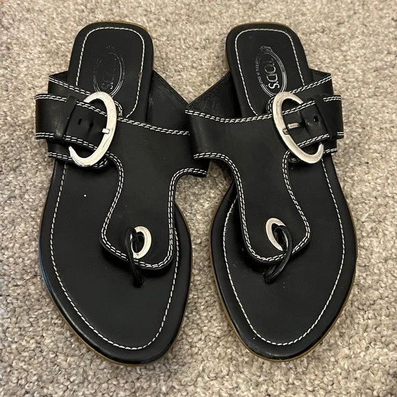 TOD’S Sandali slip on donna neri in pelle punto contrasto dettaglio fibbia argento