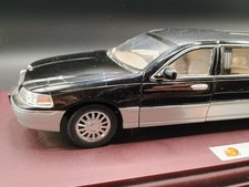 Sunstar Lincoln Diecast Limousines for sale | eBay Sunstar Lincoln Diecast Limousines for sale | eBay