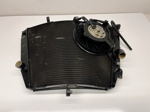 08-09 Suzuki GSXR600 GSXR 600 750 Rad Radiator + Electric Fan No Leaks