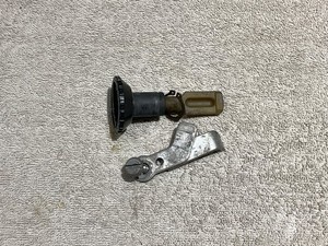 OMC 9.9hp 15HP Johnson Evinrude Idle adjustment screw 321996 W/ knob and stop