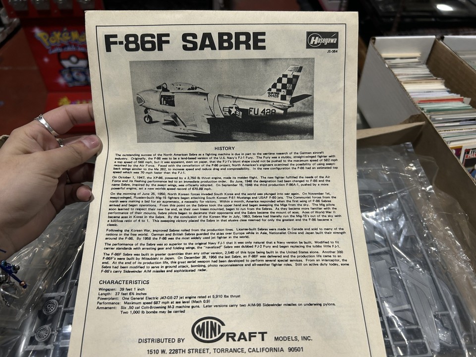 Maquette North American F-86F-40 Sabre Blue Impulse