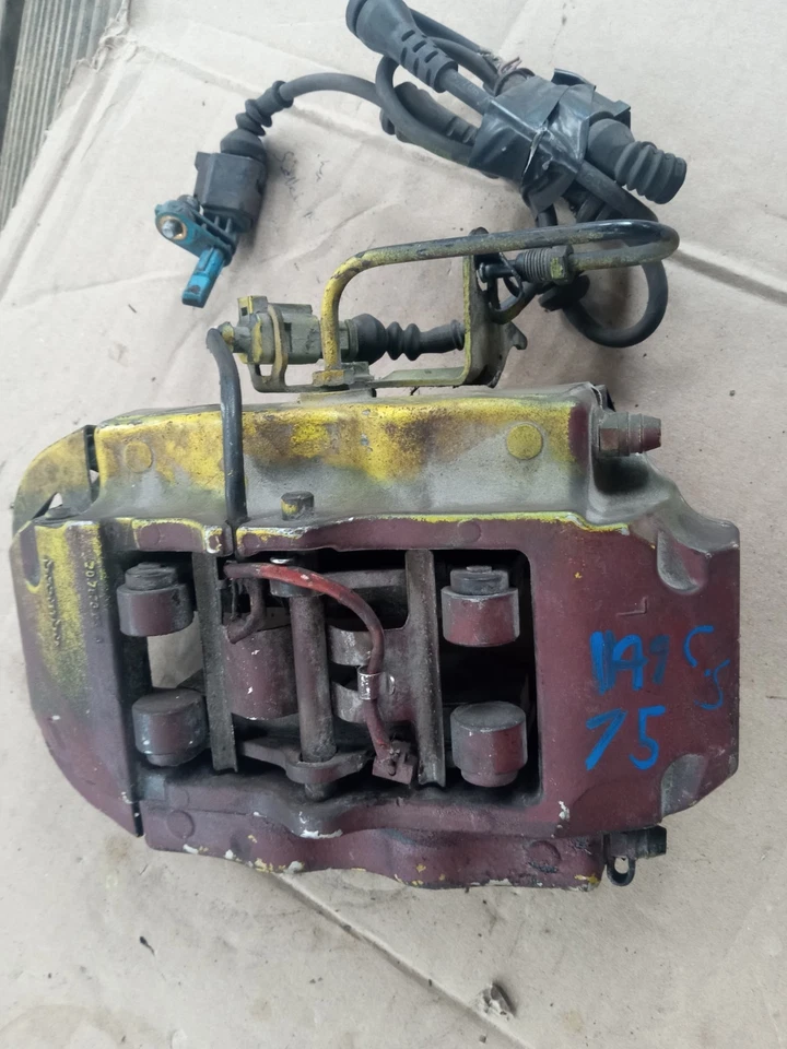 2007-2015 AUDI Q7 BREMBO REAR BRAKE CALIPERS 04-10 TOUAREG PORSCHE CAYENNE SET - Image 3 of 4