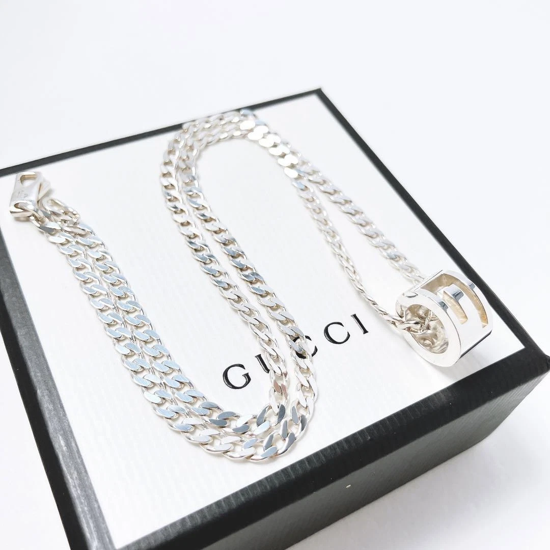 Gucci Collier Pendentif Bijoux pour Femme en Argent 925   Excellent État