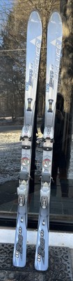 Fischer VC 200 LXI Skis Size 168 cm With Marker M 1000 Bindings Light Blue Vtg