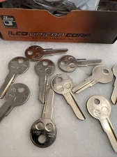 Lot of 10 New ILCO 1043G Illinois KEY BLANKS Uncut NEW OLD STOCK Locksmith