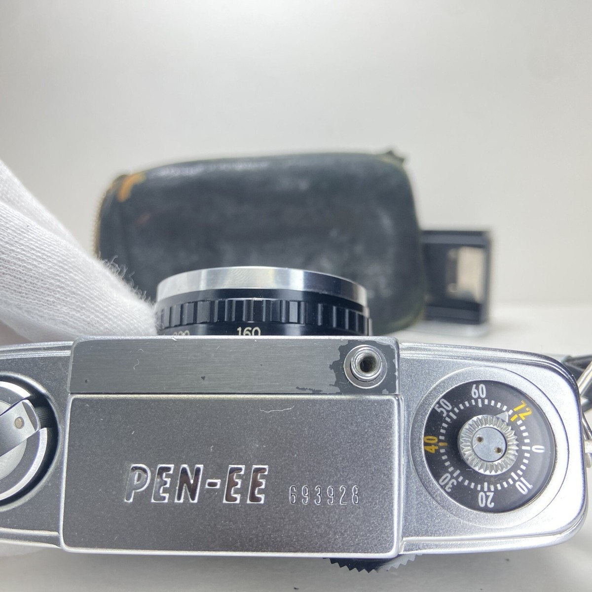 Olympus PEN EES 35mm Half Frame Camera Zuiko 30mm f2.8 w