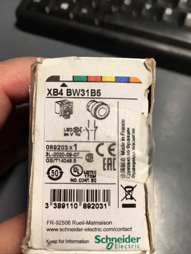 SCHNEIDER ELECTRIC XB4BW31B5, Illuminated Push Button, 6HL05. ๐ GR8 BUY. - Picture 11 of 12