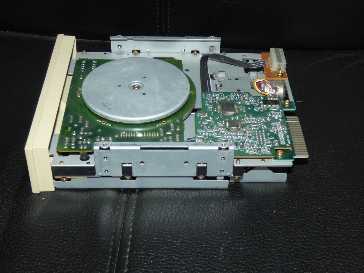 Mitsumi D509V3 5.25 1.2MB HD Floppy Drive + a Brand Disk