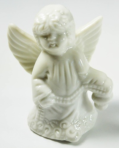 White Ceramic Angel 2.5" tall - Picture 3 of 3