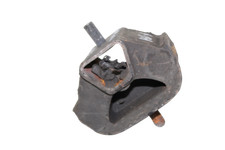 Support moteur Fiat 131