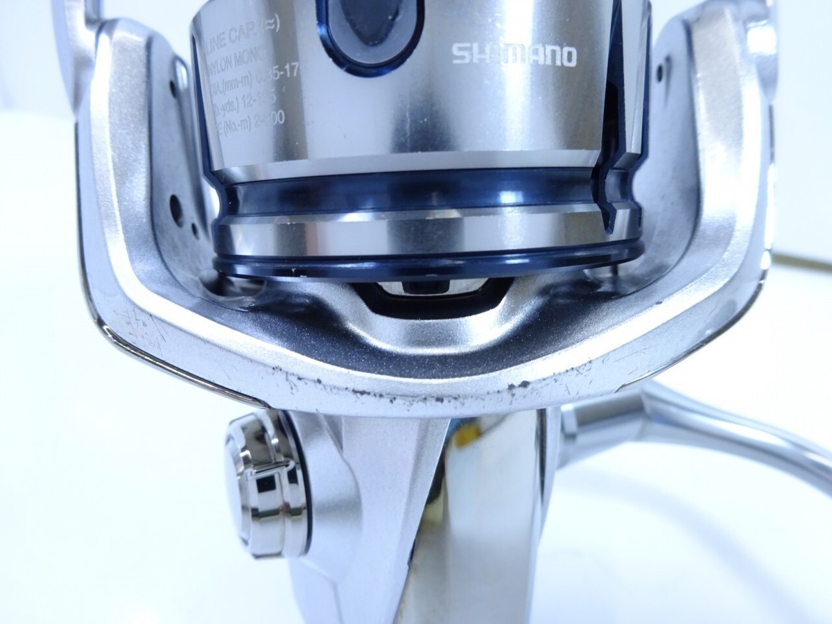 Shimano 19 STRADIC C5000XG 6.2:1 Spinning Reel Very Good