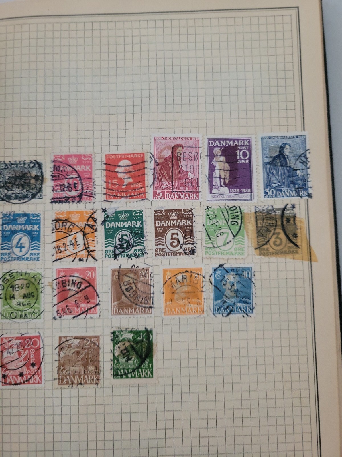 Picture 16 of 24