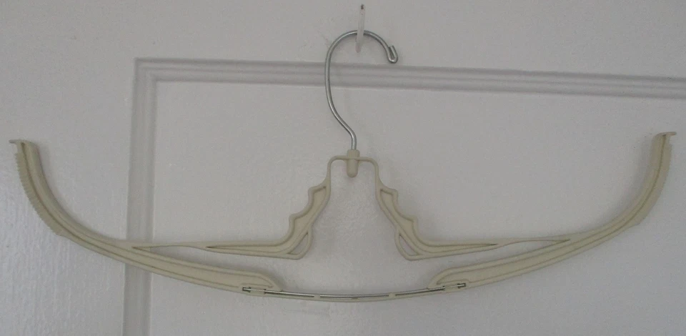 Batts Plastic Clothes Hanger Vintage Collectible Very Rare Unique & Unusual - Image 2 of 4