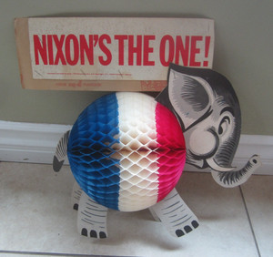 1968 - REPUBLICAN CAMPAIGN -  Crepe Paper ELEPHANT - NIXON - YONAVICK