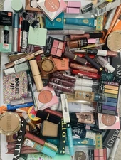 Wholesale Makeup Up Lot 100 Pieces 