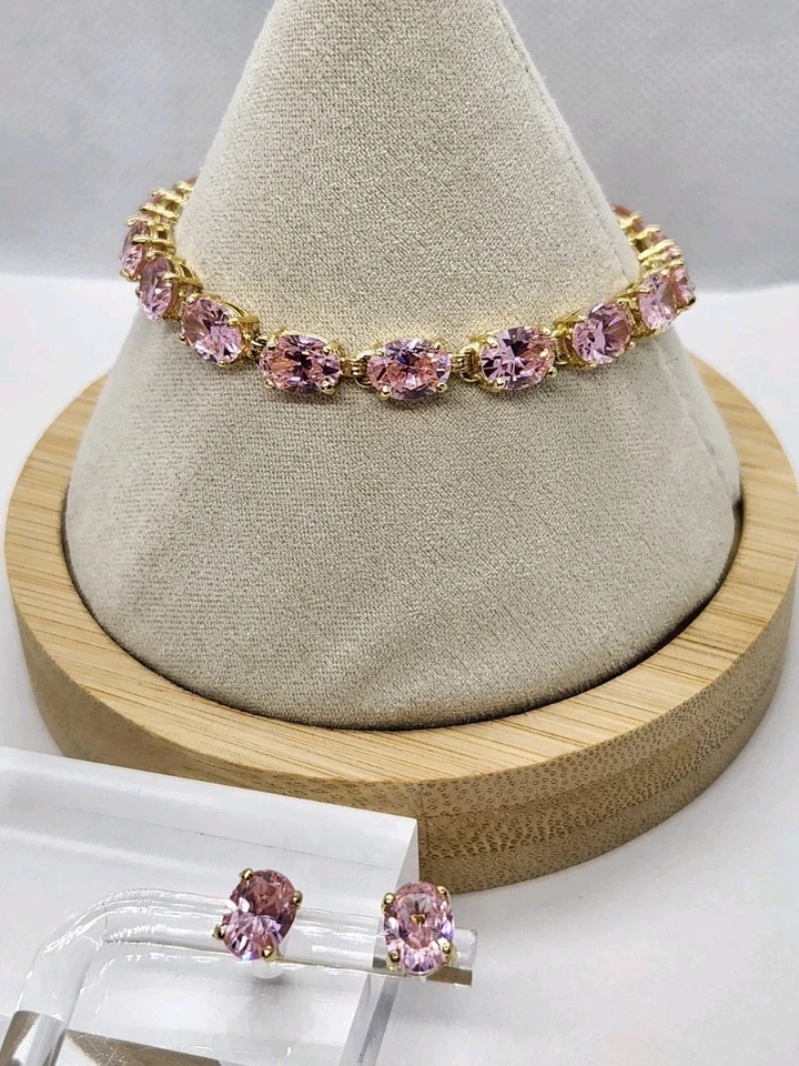 Stunning 10k Gold Pink Bracelet 7" and Earrings - Image 2 of 4