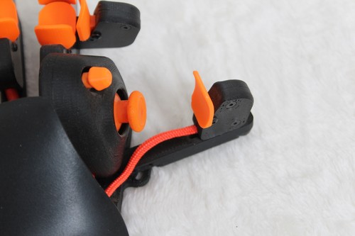 Azeron Cyborg Compact Orange Gaming Keypad Jednoręczna z 29 mapowalnymi przyciskami - Zdjęcie 5 z 11