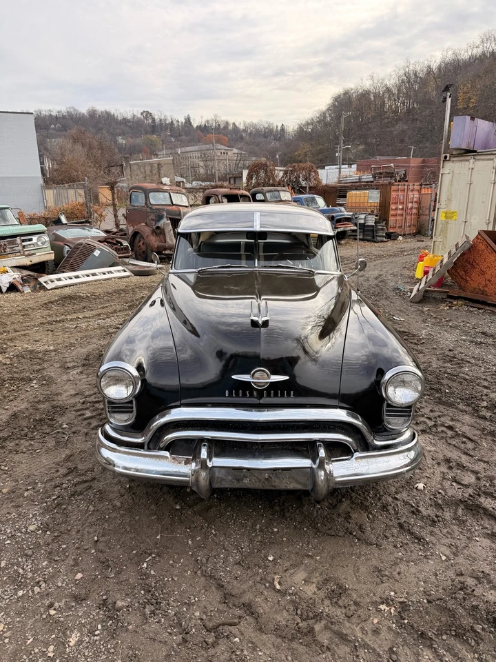 Oldsmobile Eighty-Eight 1949 torpedo Foto 2 de 4