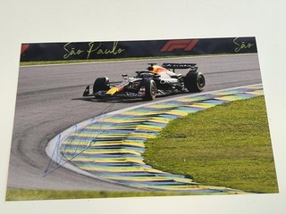 MAX VERSTAPPEN SIGNED 2025 RBR RE D BULL RACING F1 20x30 SEASON 2025