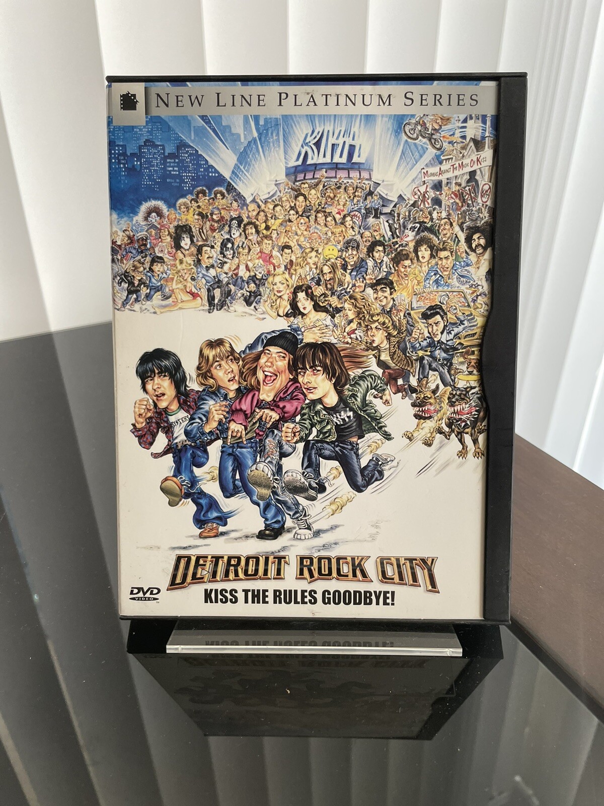 Picture 1 of 3