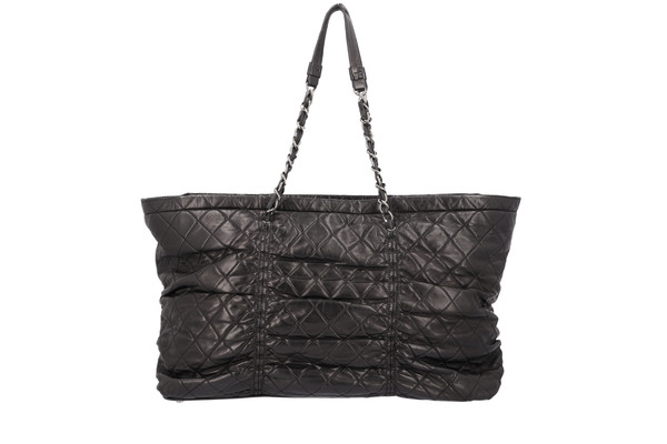 Chanel Shopper in Black Quilted Lambskin Leather with Silver-Tone Hardware