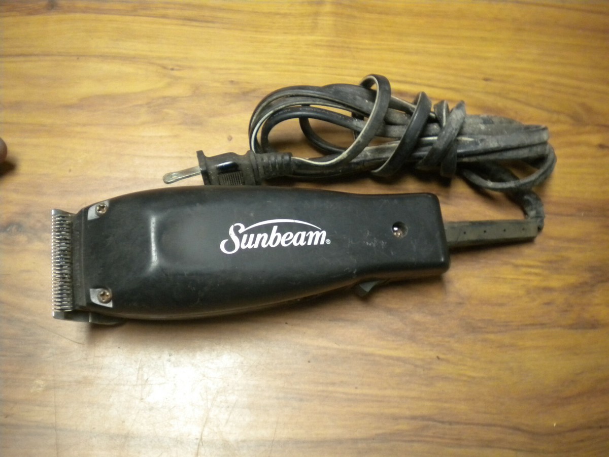 Sunbeam Barber Style Clippers Used has no extra cutting guides/ Blade