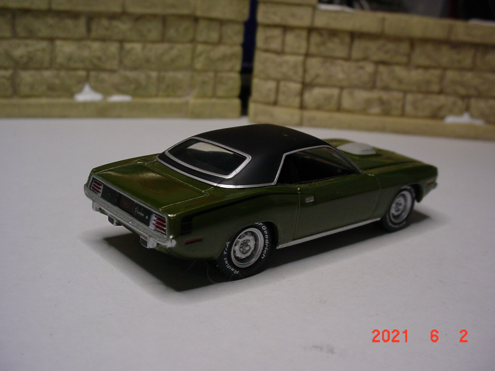 Picture 3 of 6