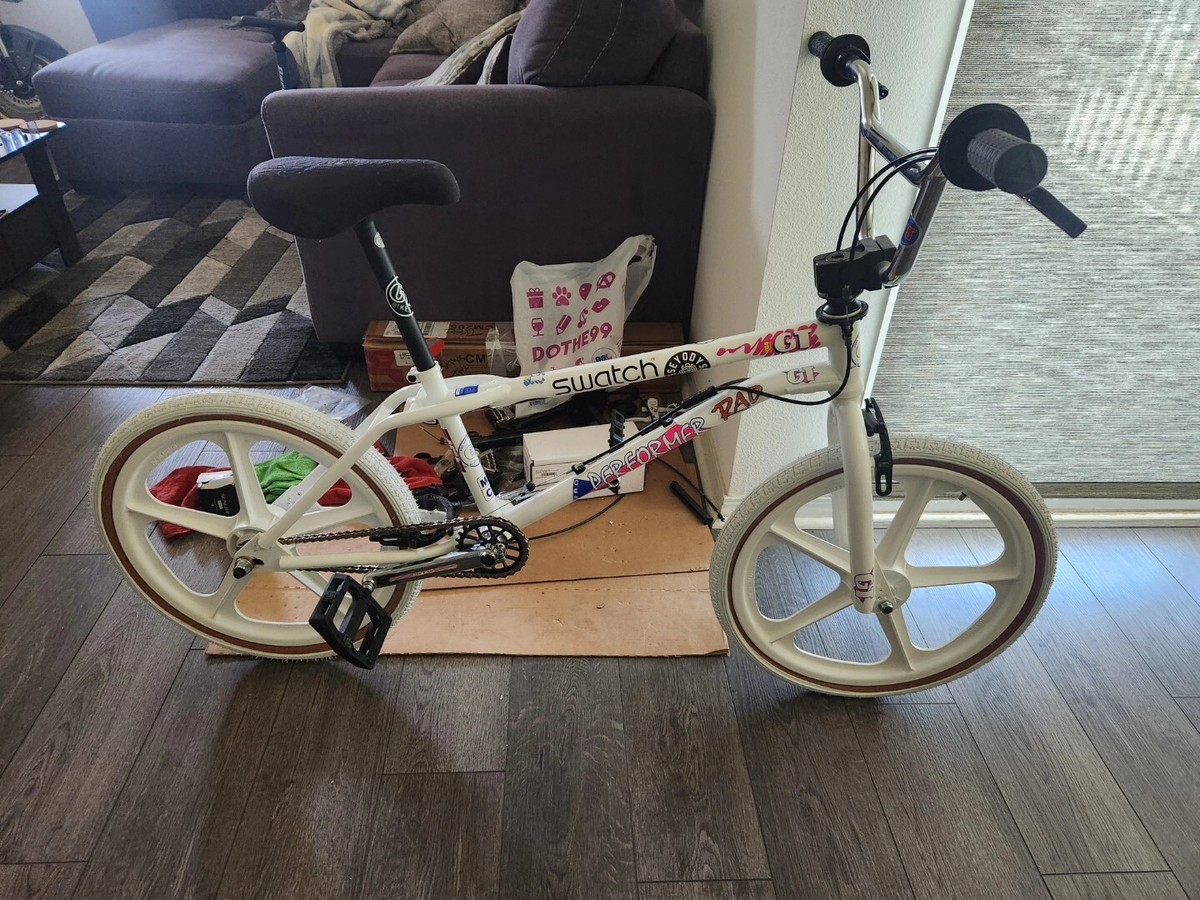 Gt Pro Performer Heritage 2018 GT Pro Performer Heritage Series 26