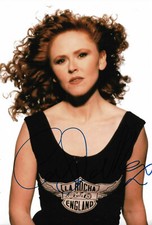 Carol Decker "T`Pau" Autogramm signed 20x30 cm Bild 