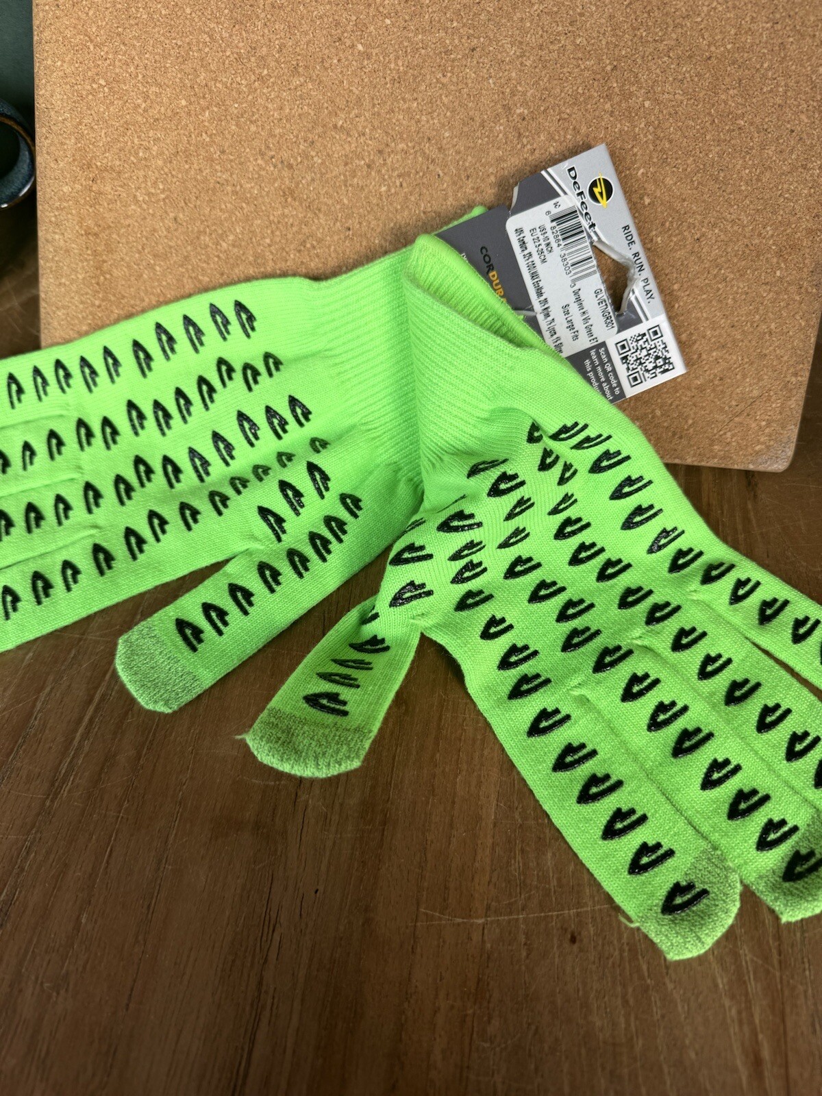 defeet-de-feet-duraglove-e-touch-size-large-colour-hi-viz-green-cycling