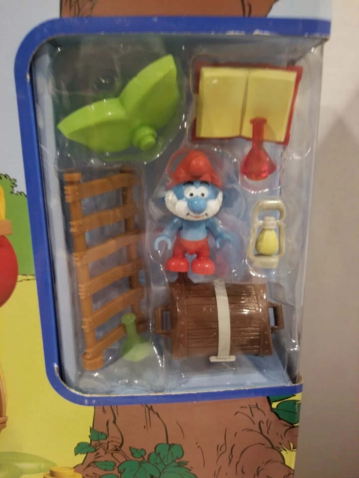 Mega Bloks The Smurfs 10752 Papa Smurfs Village House Building Blocks Playset - Image 2 of 4