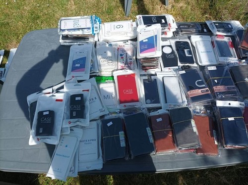 Lot Coque De Smartphone (Huawei, Nokia, Samsung, Xiaomi, Iphone,...) 950 pièces - Photo 5 sur 5