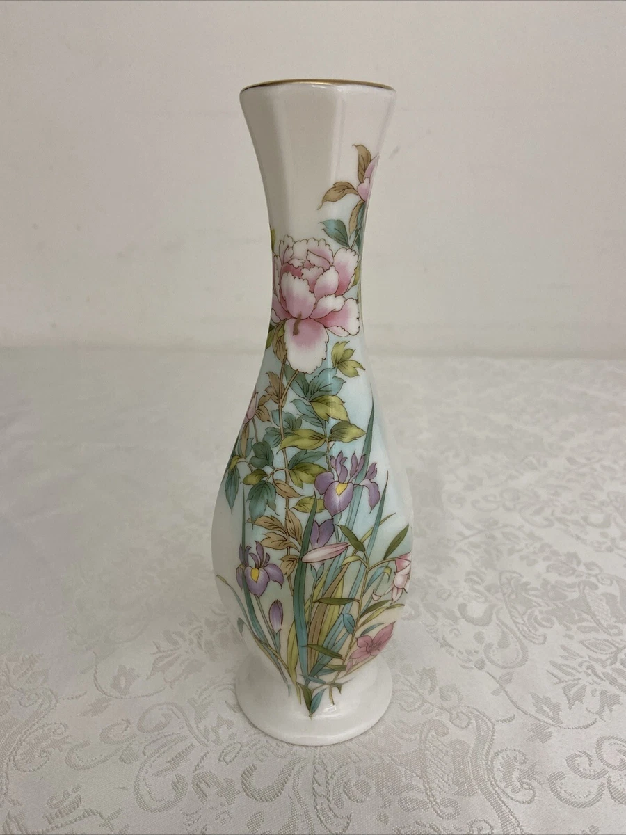 Vintage Asian Ceramic Bud Vase w Painted Floral Art Flowers Fine China Gold Trim