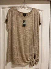 JM Collection Scoop Neck Top size Large