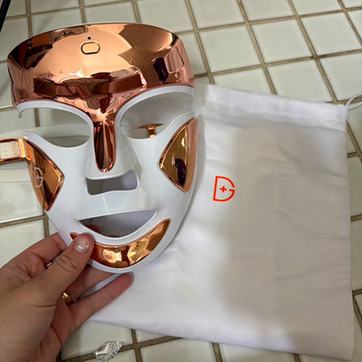 DR DENNIS GROSS LED Light Therapy Face Mask -used once, seterlized , OG $455