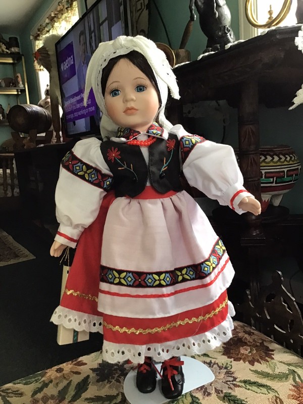House of Lloyd Christmas Around the World "Karolinka" Polish Porcelain Doll 1995