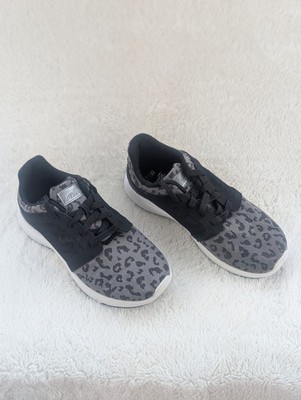 Size 7.5W Women's Avia Deluxe Trainer Animal Print Lace Up Black/Grey Sneakers