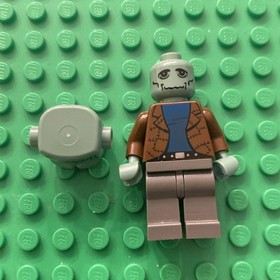 LEGO Frankenstein Minifigure - 1382 Studios / Horror - Scary Laboratory Set