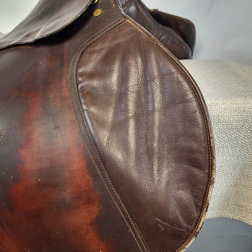 17” Leather Horse Saddle Brown Vintage Saddle UK - Picture 2 of 22