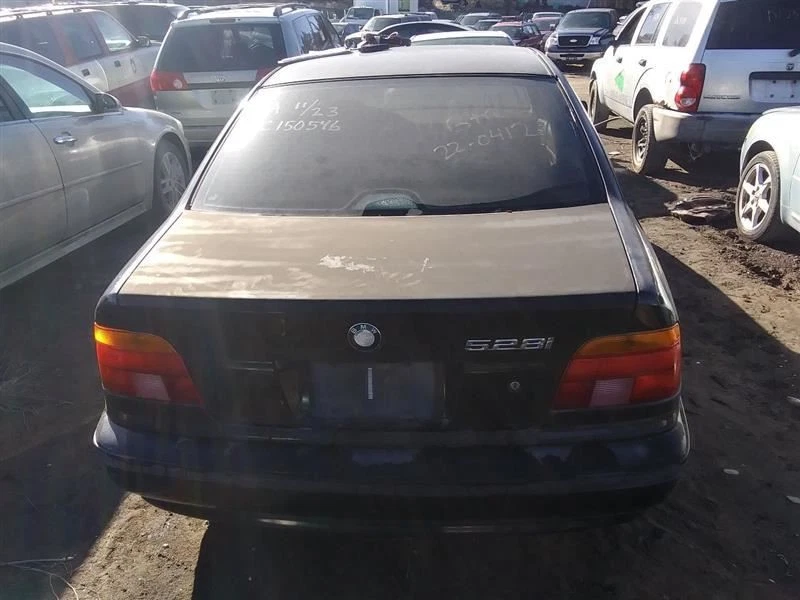 Radiator Fan Motor Fan Assembly Fits 99-03 BMW 540i 20655515 - Image 3 of 4