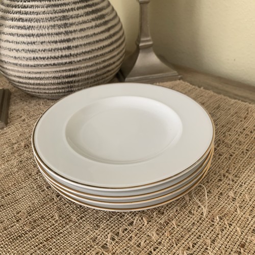 SET OF 4 Pottery Barn Salad DessertPlates White Gold Rim Trim 7.5" Made in Japan - Picture 4 of 9