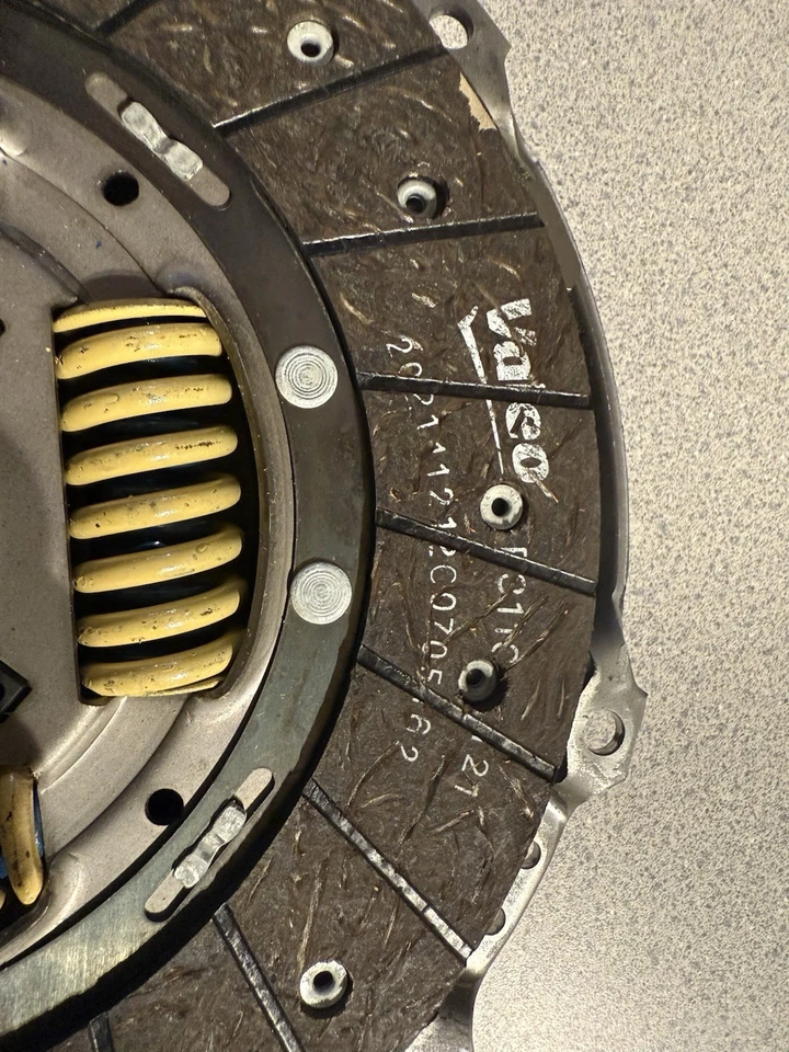 ¡Nuevo! Kit de conversión de volante embrague Volkswagen Jetta Valeo 52285616 52285616 Foto 3 de 4