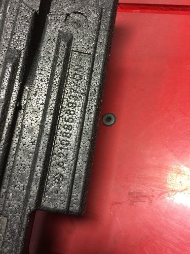 2001 Mercedez Benz E320 4matic REAR BUMPER IMPACT ABSORBER STYROFOAM BAR - Picture 2 of 3