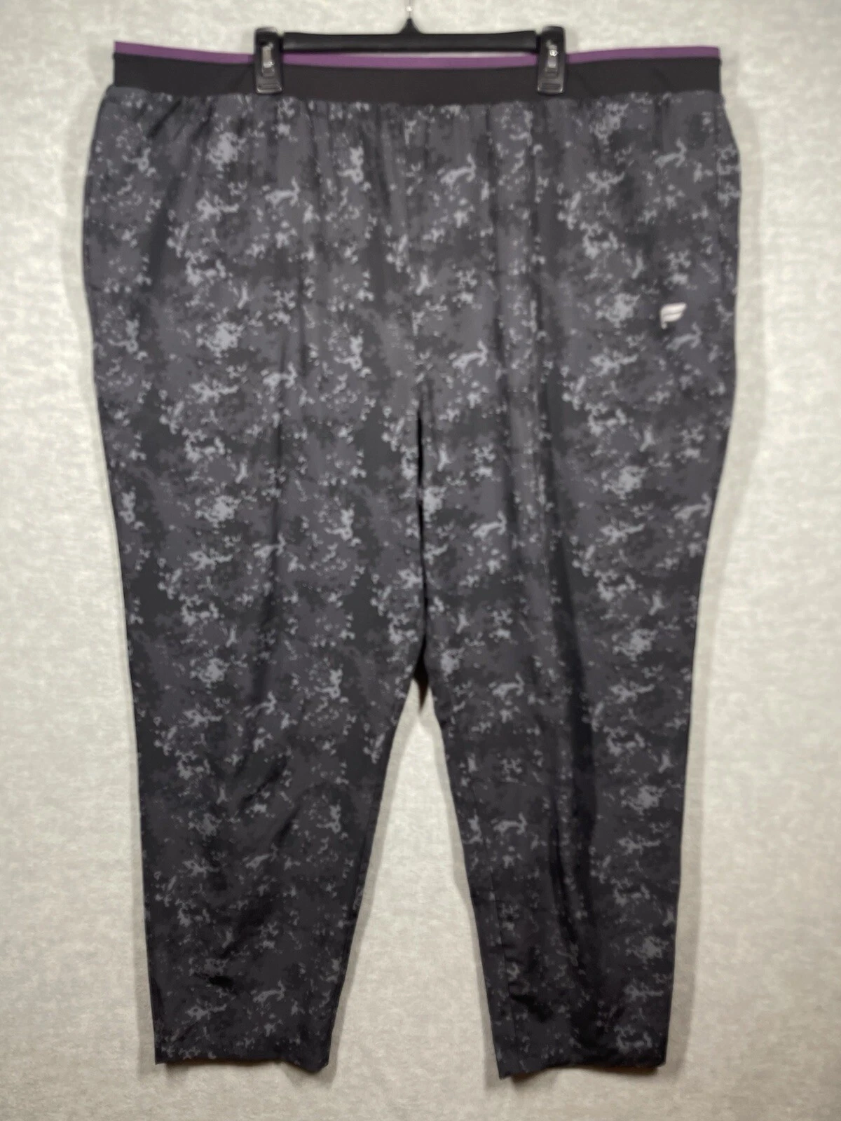 fabletics the fundamental camo lightweight athletic travel pants