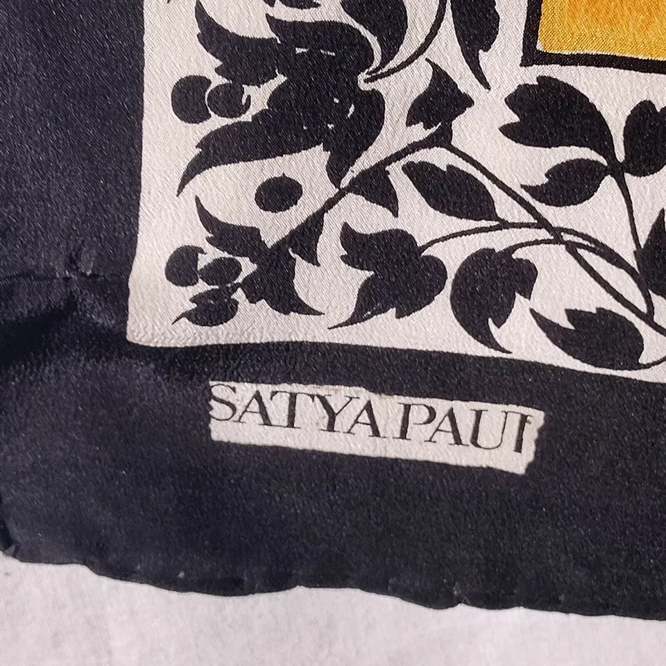 Satya Paul Pour Femme corredor de seda / cachecol aprox 14,5" x 67" - Imperfeito - Imagem 4 de 4