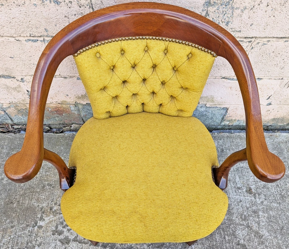 Antigua silla vintage antigua de madera maciza de caoba tapizada de tela Foto 4 de 4
