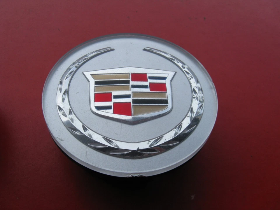 CADILLAC ATS CTS DTS SRX STS XLR XTS TAPACUBOS TAPACUBOS TAPACUBOS CUBIERTA CENTRAL 356 Foto 3 de 4