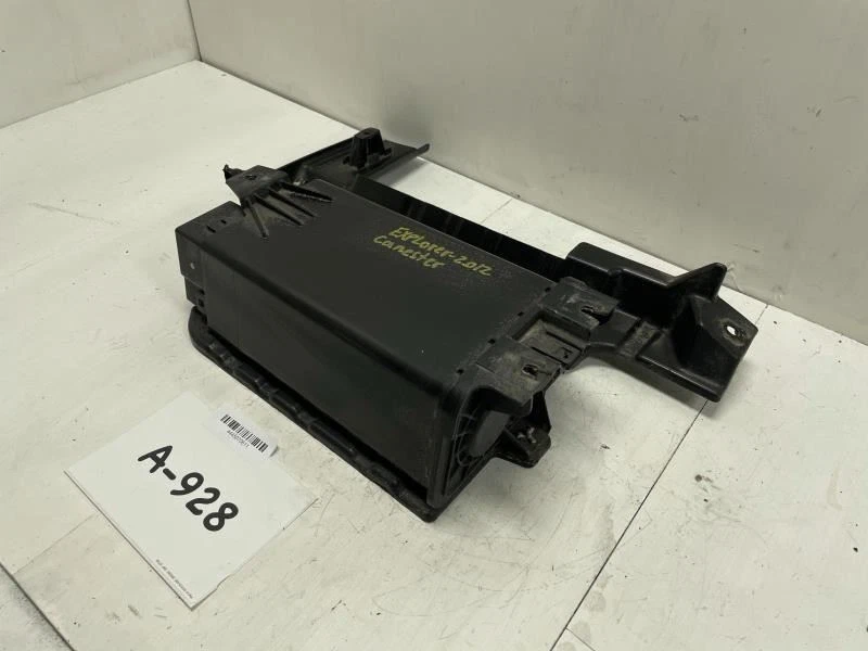 Ford Explorer XLT 2011 bote de vapor de combustible OEM+ Foto 2 de 4