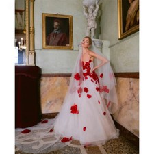 3D Flowers Tiered Ruffle Ball Wedding Dresses Sleeveless Strapless Bridal Gowns