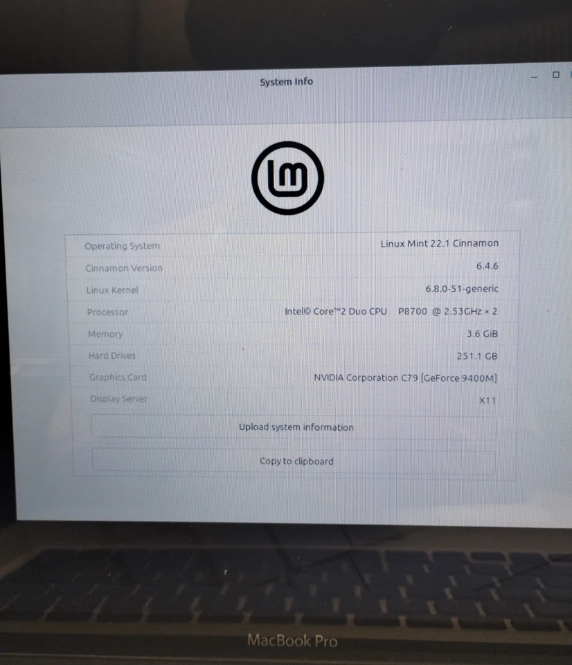 Apple MacBook Pro A1286 2009 15'' Core 2 Duo P8700 4GB RAM 250GB HDD Linux Mint - Image 2 of 4